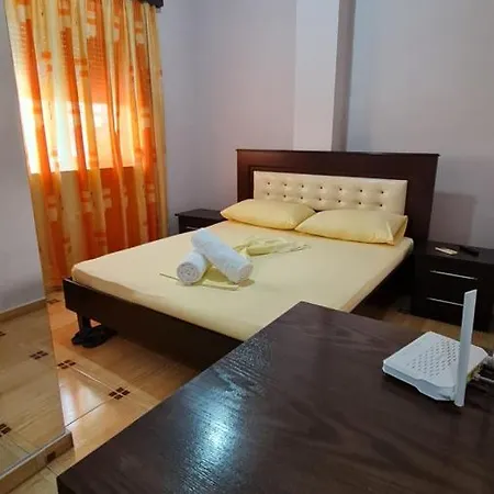 Brace Gjirokastër